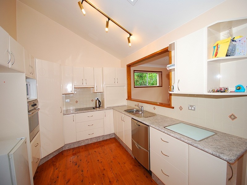 12 Karoom Street, Kariong NSW 2250