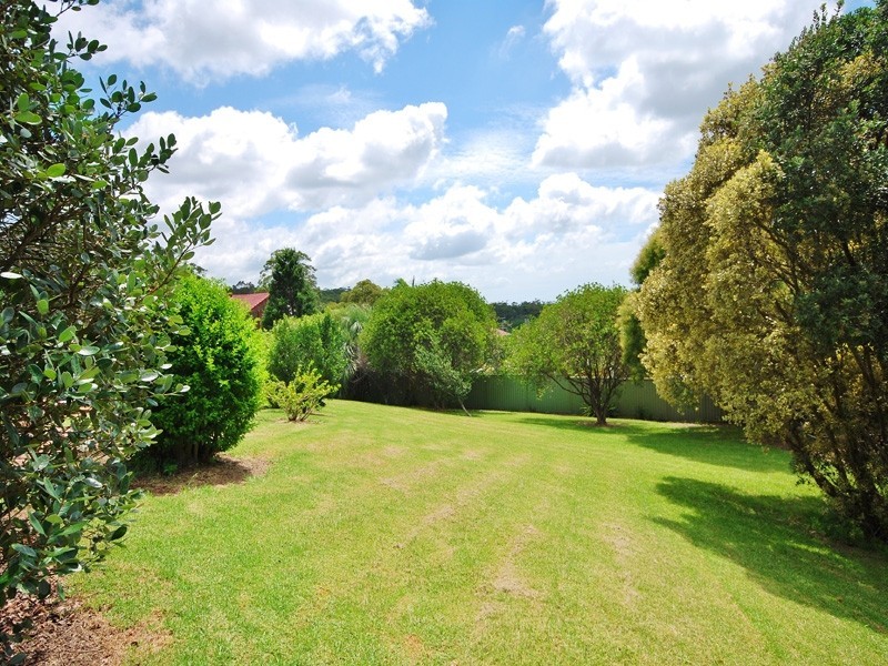 16 Karoom Street, Kariong NSW 2250