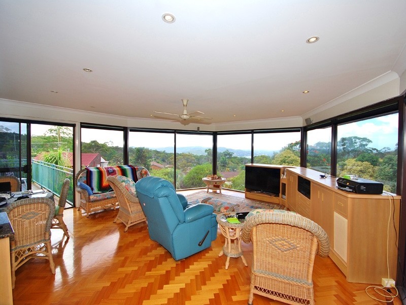 16 Karoom Street, Kariong NSW 2250