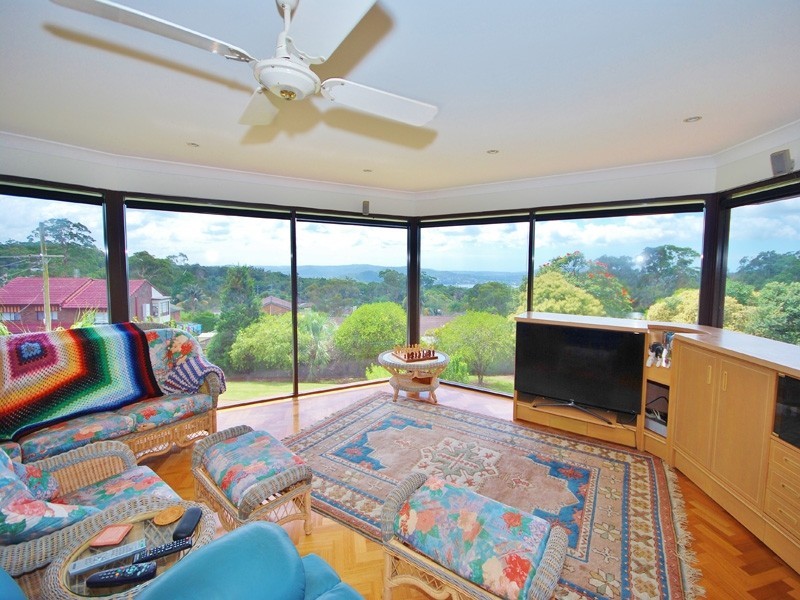 16 Karoom Street, Kariong NSW 2250