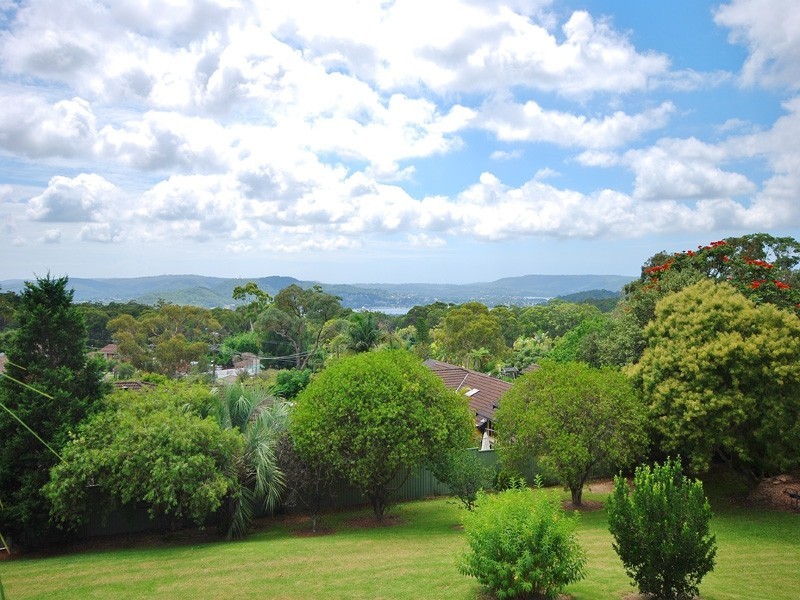 16 Karoom Street, Kariong NSW 2250