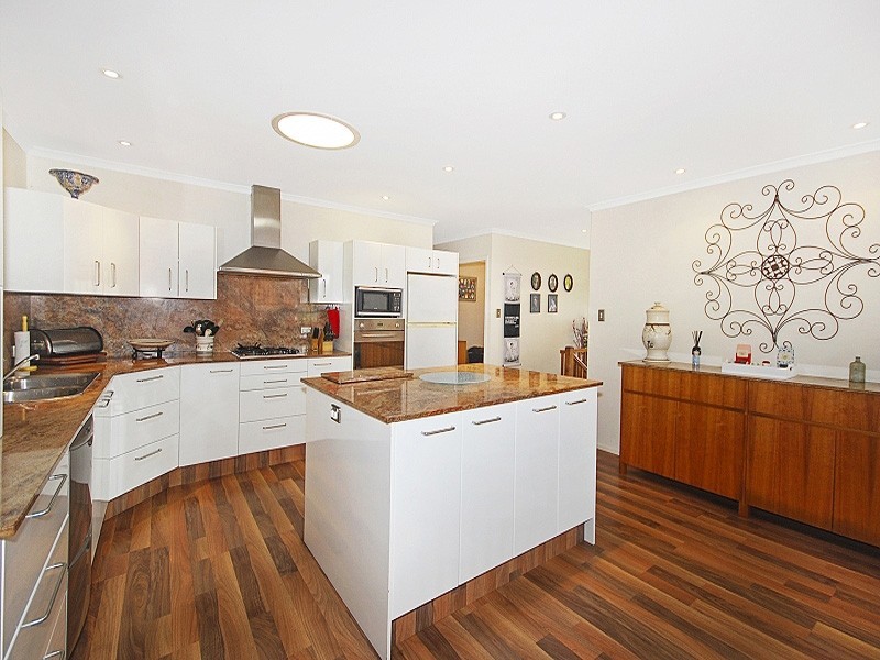 14 Karoom Street, Kariong NSW 2250