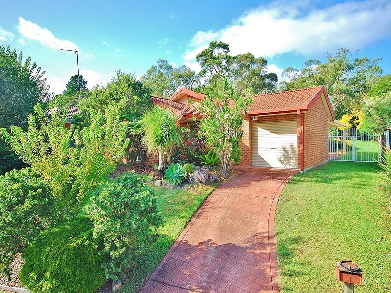1 Jeniwa Close, Kariong NSW 2250