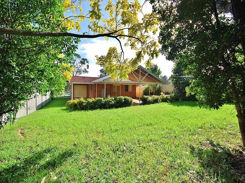 1 Jeniwa Close, Kariong NSW 2250