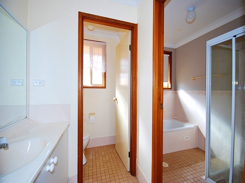 1 Jeniwa Close, Kariong NSW 2250