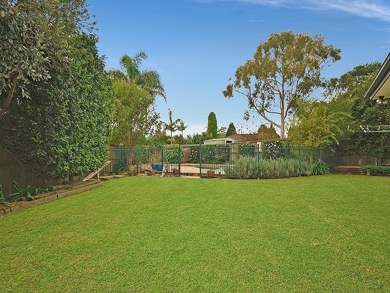 15 Goldsborough Close, Kariong NSW 2250