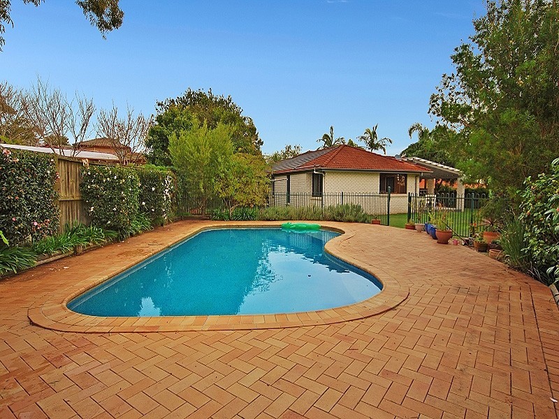 15 Goldsborough Close, Kariong NSW 2250