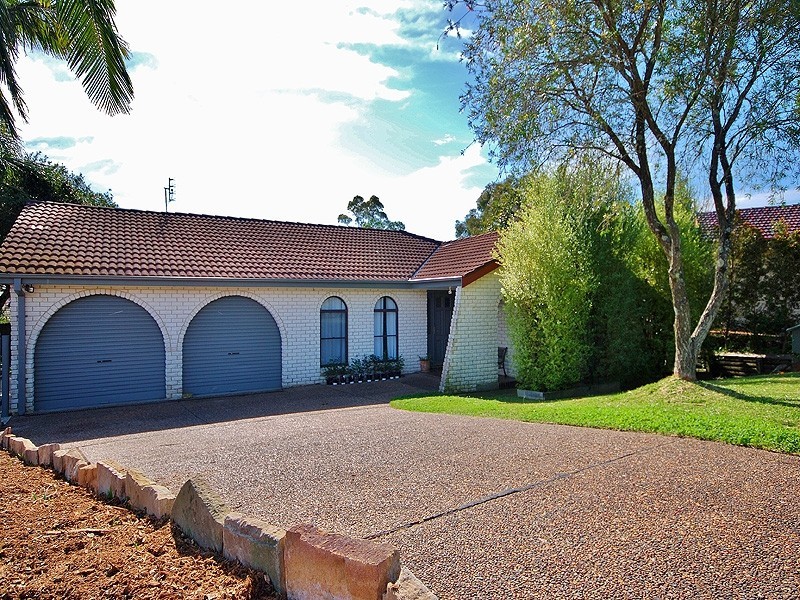 15 Goldsborough Close, Kariong NSW 2250