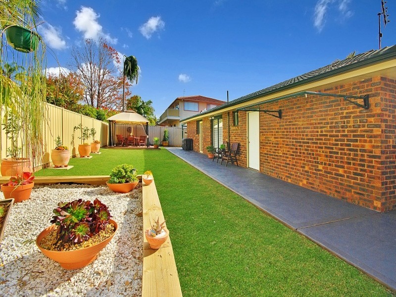 8 Tingle Close, Kariong NSW 2250