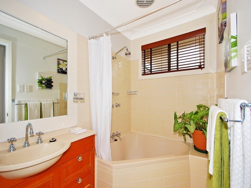 8 Tingle Close, Kariong NSW 2250