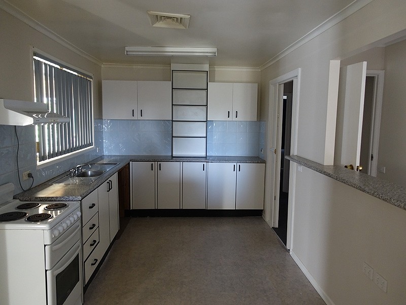 12 Curringa Road, Kariong NSW 2250