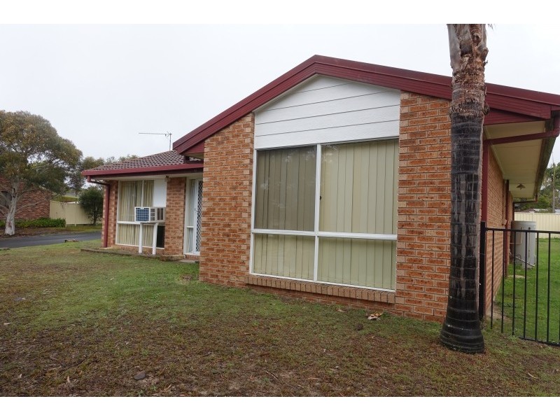 19 Mitchell Drive, Kariong NSW 2250