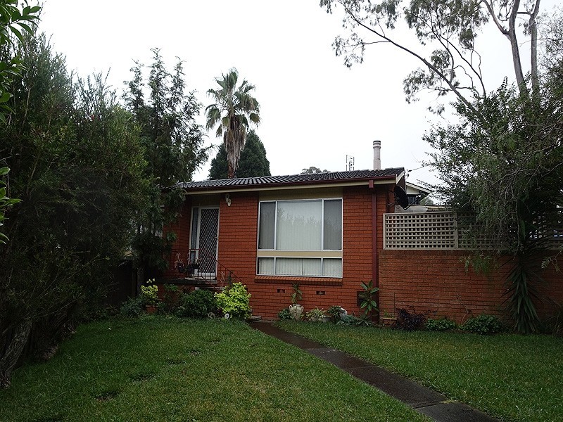 18 Jarrah Drive, Kariong NSW 2250