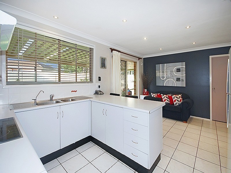 3 Chisholm Close, Kariong NSW 2250