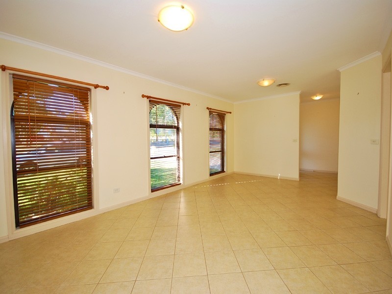 81 Mitchell Drive, Kariong NSW 2250