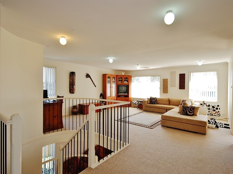 9 Garlick Street, Kariong NSW 2250