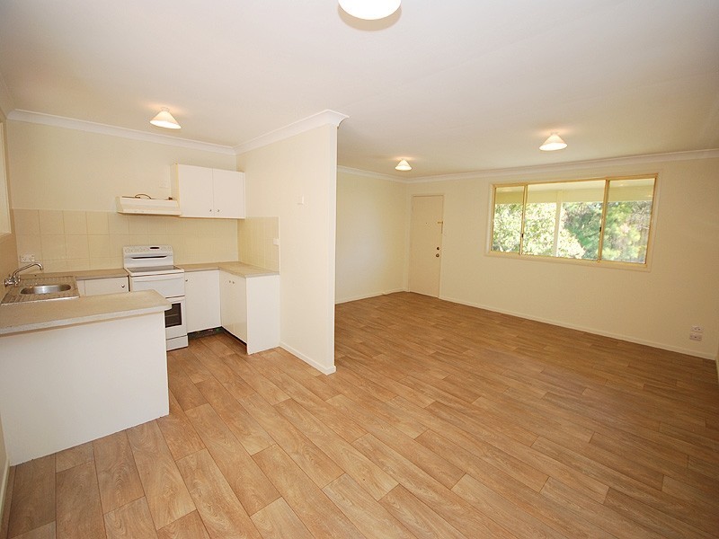 2/1 Truscott Avenue, Kariong NSW 2250