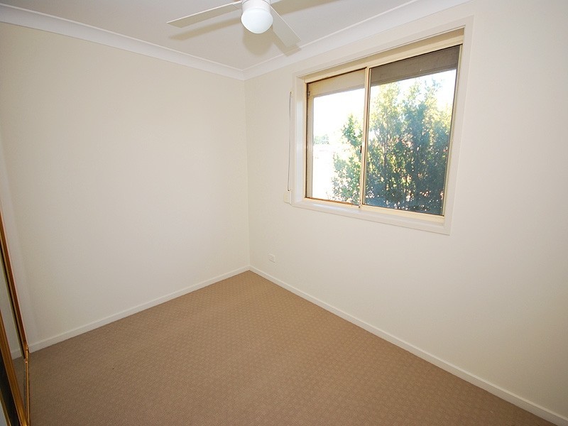 2/1 Truscott Avenue, Kariong NSW 2250