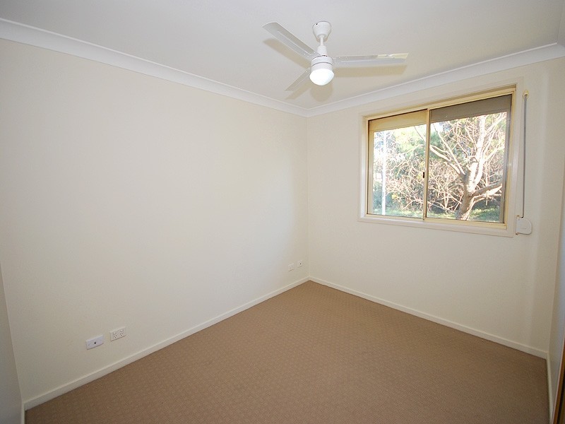 2/1 Truscott Avenue, Kariong NSW 2250