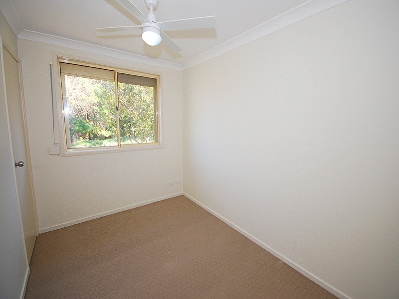 2/1 Truscott Avenue, Kariong NSW 2250