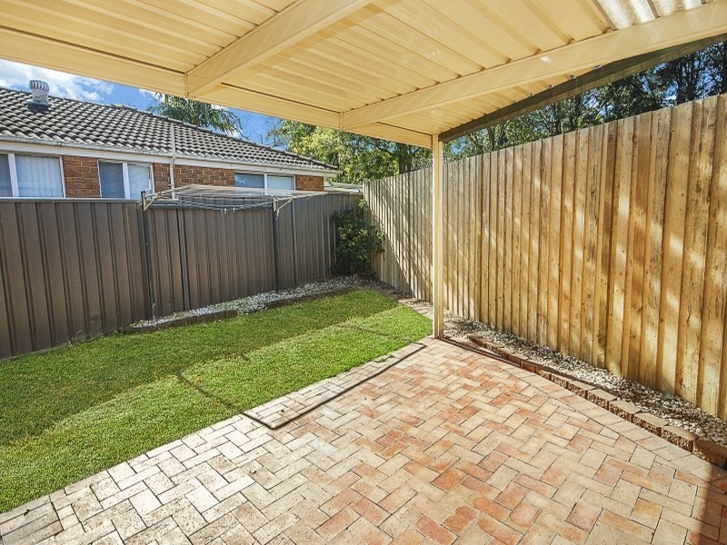 2/1 Truscott Avenue, Kariong NSW 2250