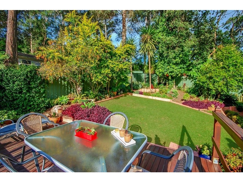 8 Paperbark Close, Wyoming NSW 2250