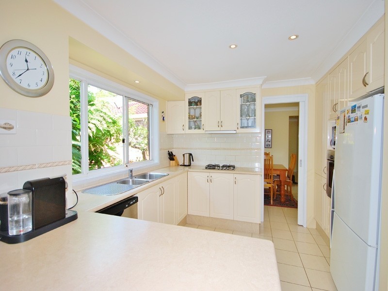 18 Foster Close, Kariong NSW 2250