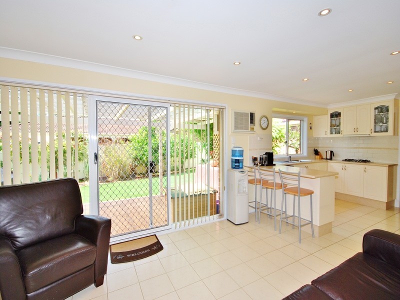 18 Foster Close, Kariong NSW 2250