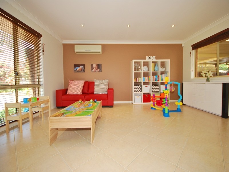 1 Lowe Place, Kariong NSW 2250