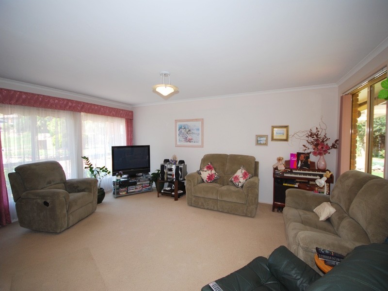 13 Lowe Place, Kariong NSW 2250