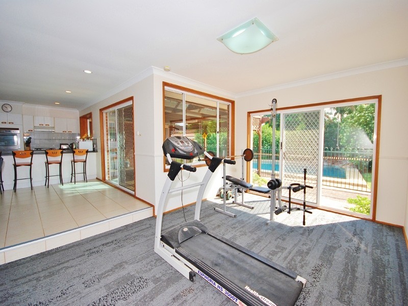 15 Lowry Close, Kariong NSW 2250