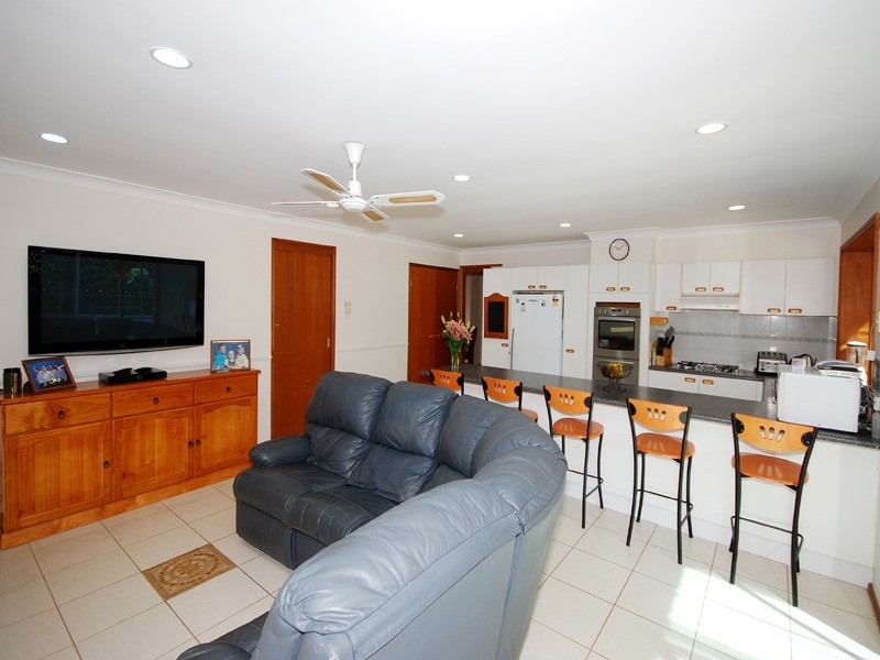 15 Lowry Close, Kariong NSW 2250