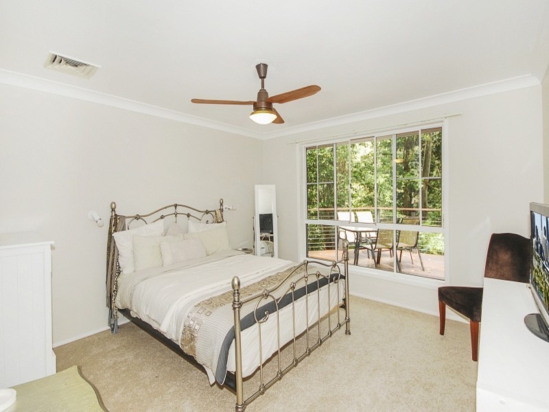 15b Paperbark Close, Wyoming NSW 2250