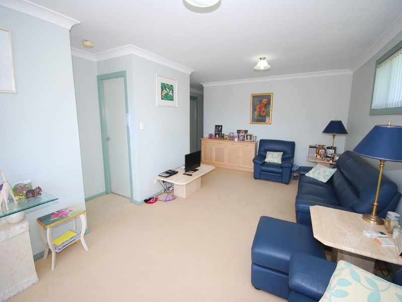 5a Margaret Street, Point Clare NSW 2250