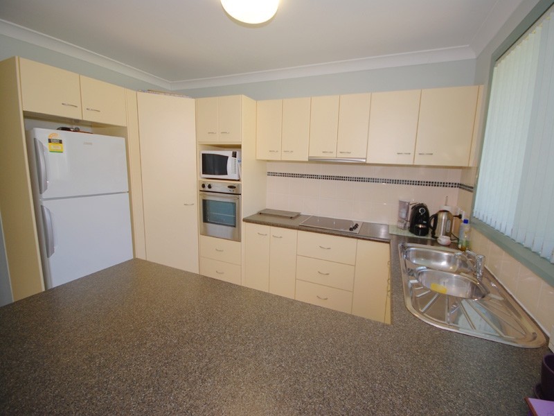 5a Margaret Street, Point Clare NSW 2250