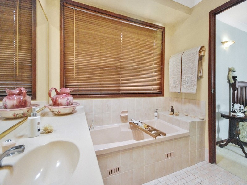 92 Langford Drive, Kariong NSW 2250