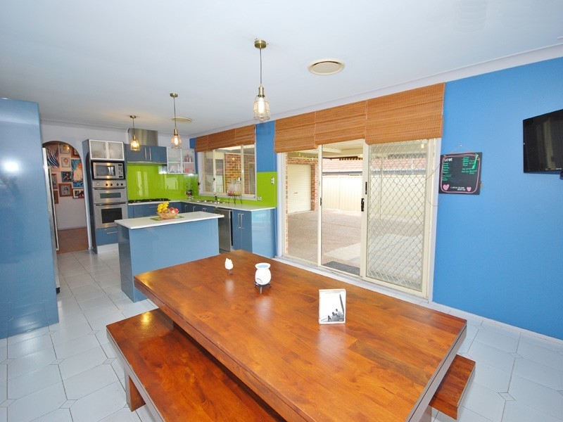 11 Portelli Avenue, Kariong NSW 2250