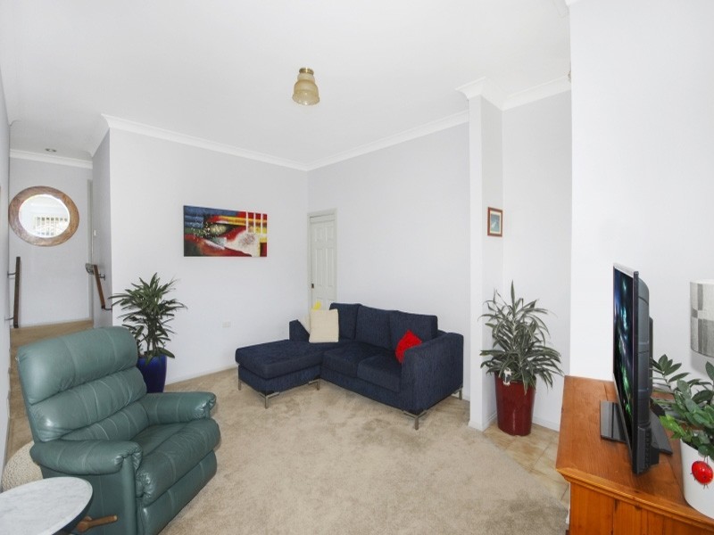 1/10 Jackson Street, Kariong NSW 2250