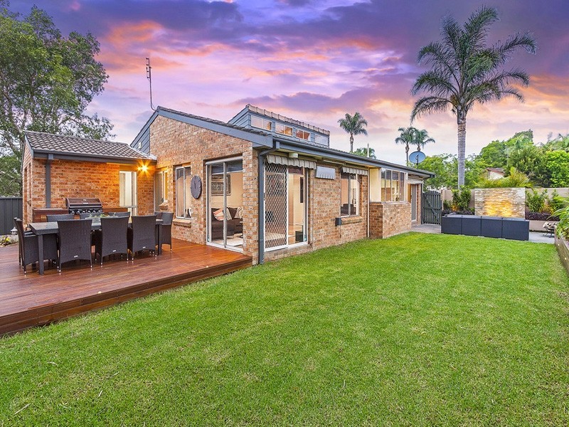 8 Sansom Street, Kariong NSW 2250