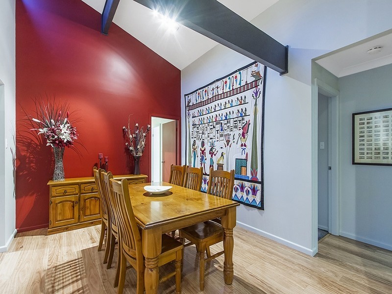 8 Sansom Street, Kariong NSW 2250