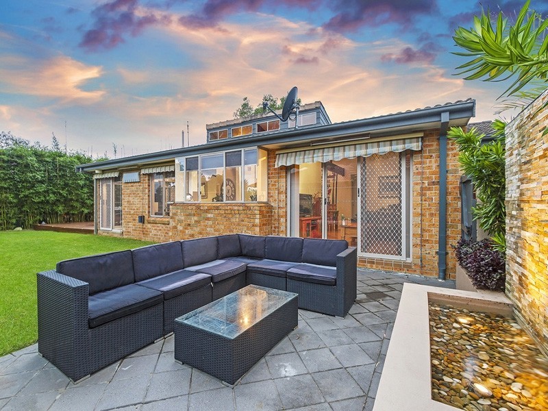 8 Sansom Street, Kariong NSW 2250