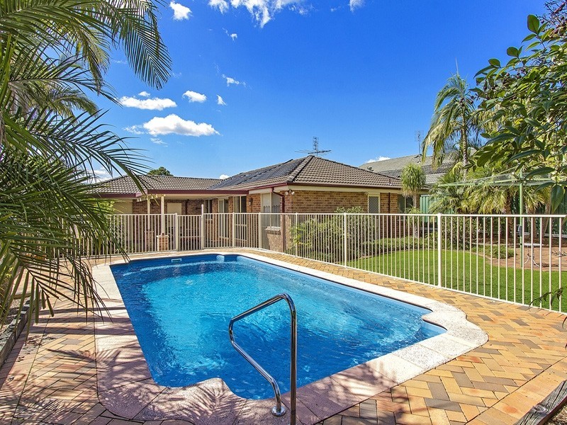 39 Hempstalk Crescent, Kariong NSW 2250