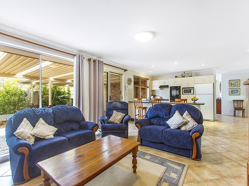 39 Hempstalk Crescent, Kariong NSW 2250