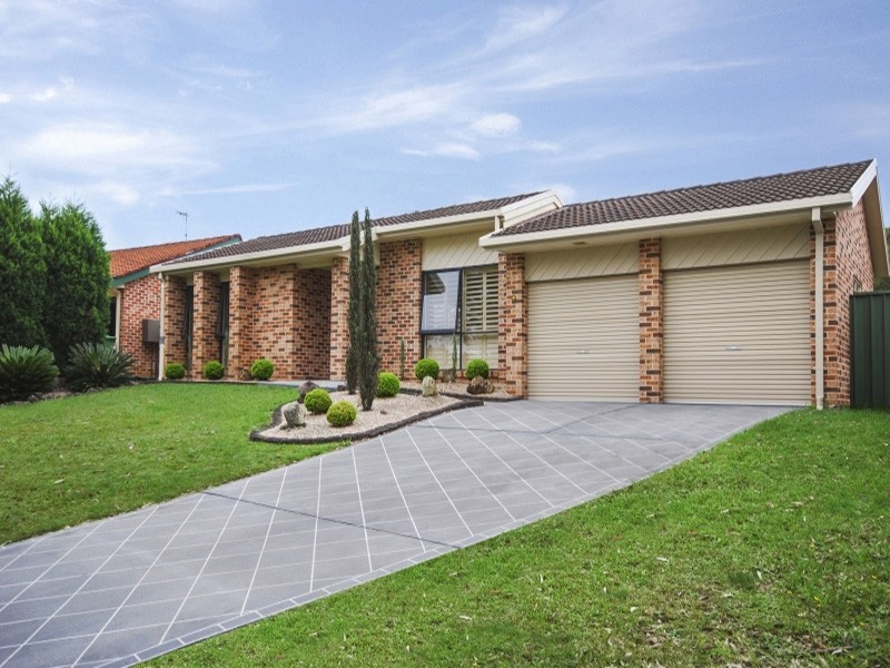 30 Risdon Crescent, Kariong NSW 2250