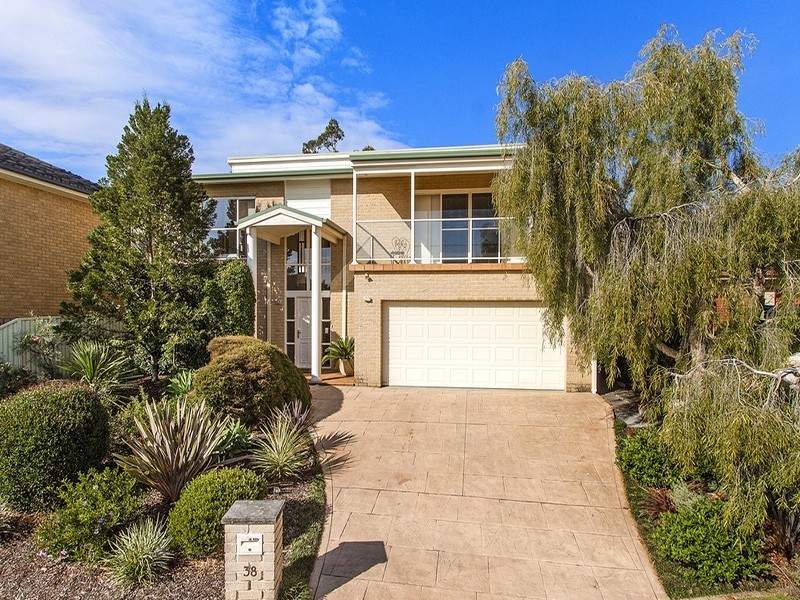 38 Brittany Crescent, Kariong NSW 2250
