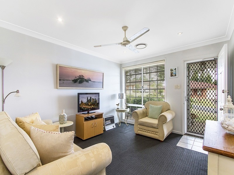 1b Graham Place, Kariong NSW 2250