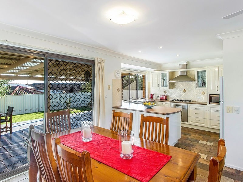 35 Truscott Avenue, Kariong NSW 2250