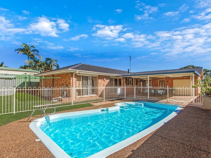 11Portelli Avenue, Kariong NSW 2250