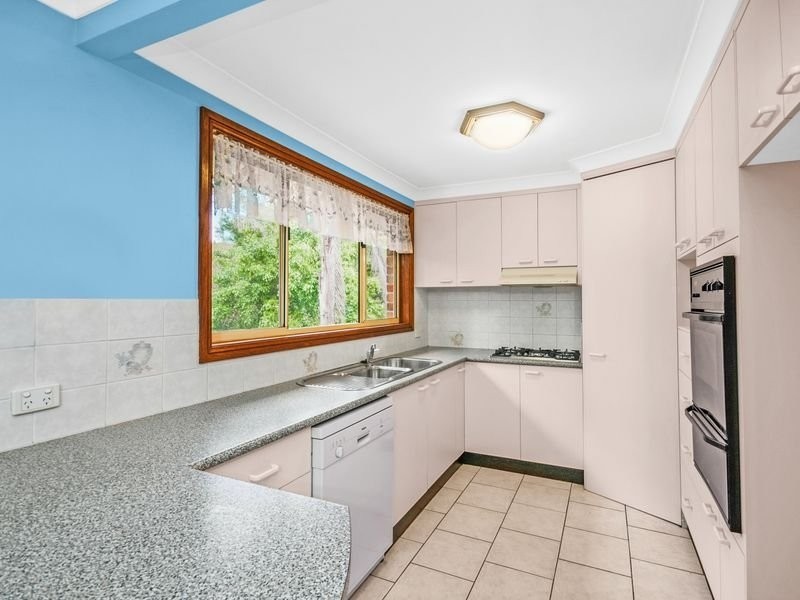 42 Barkala Street, Lisarow NSW 2250