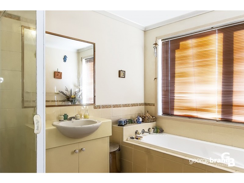 22 Hempstalk Crescent, Kariong NSW 2250